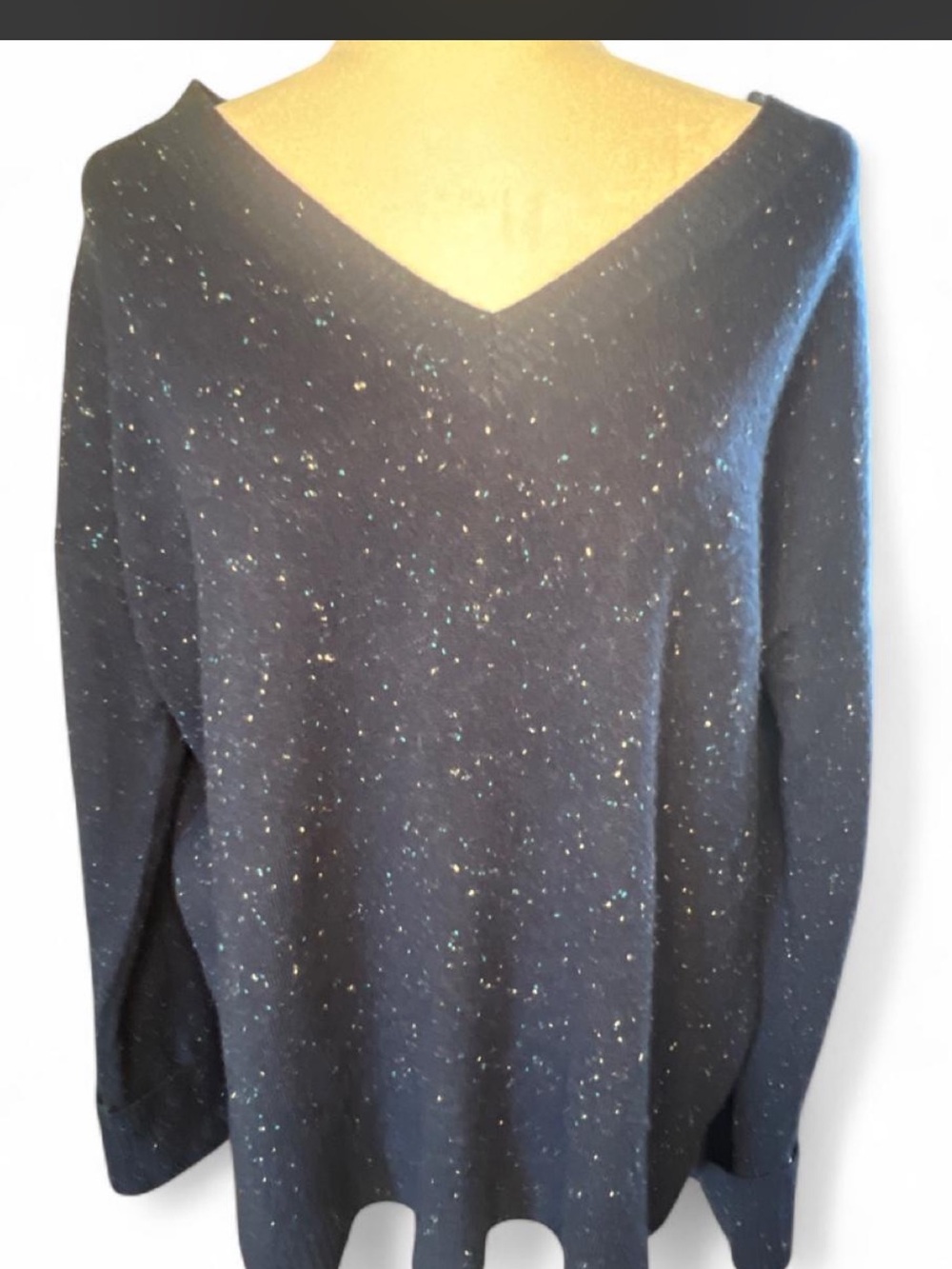 PLY V-Neck Cashmere Women's Sweater in navy with speckles- 100 percent cashmere